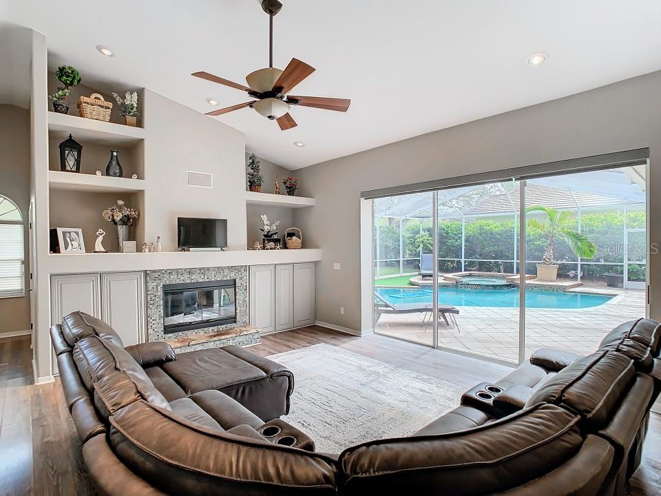 17823 OSPREY POINTE PL