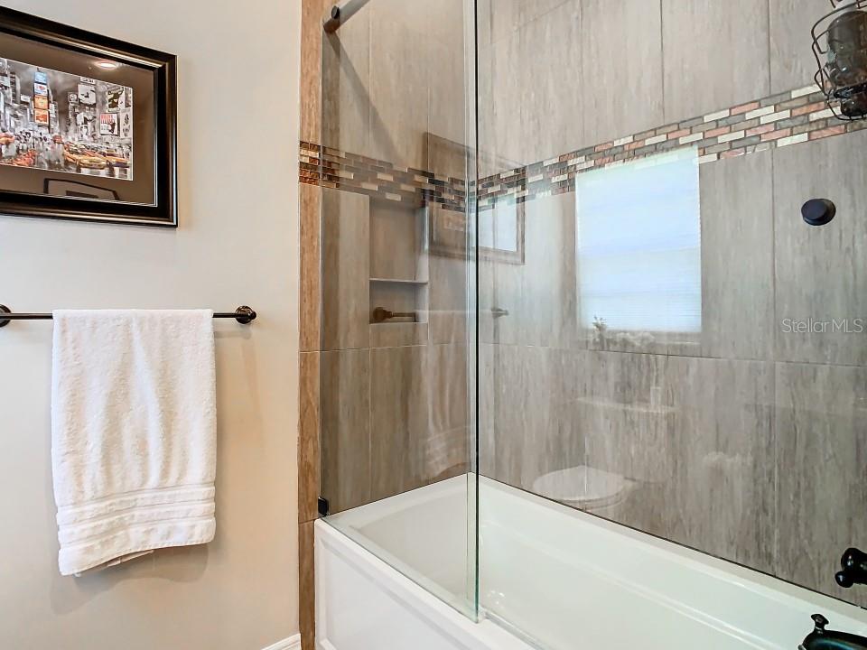 17823 OSPREY POINTE PL