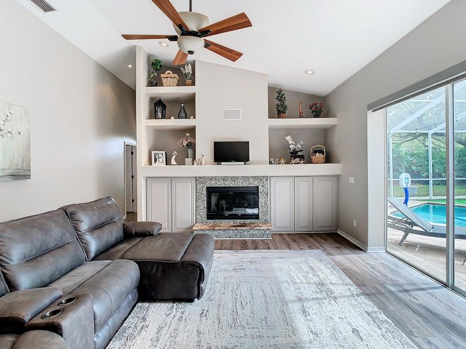 17823 OSPREY POINTE PL