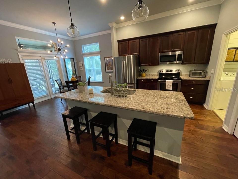 4924 SW 64TH RD
