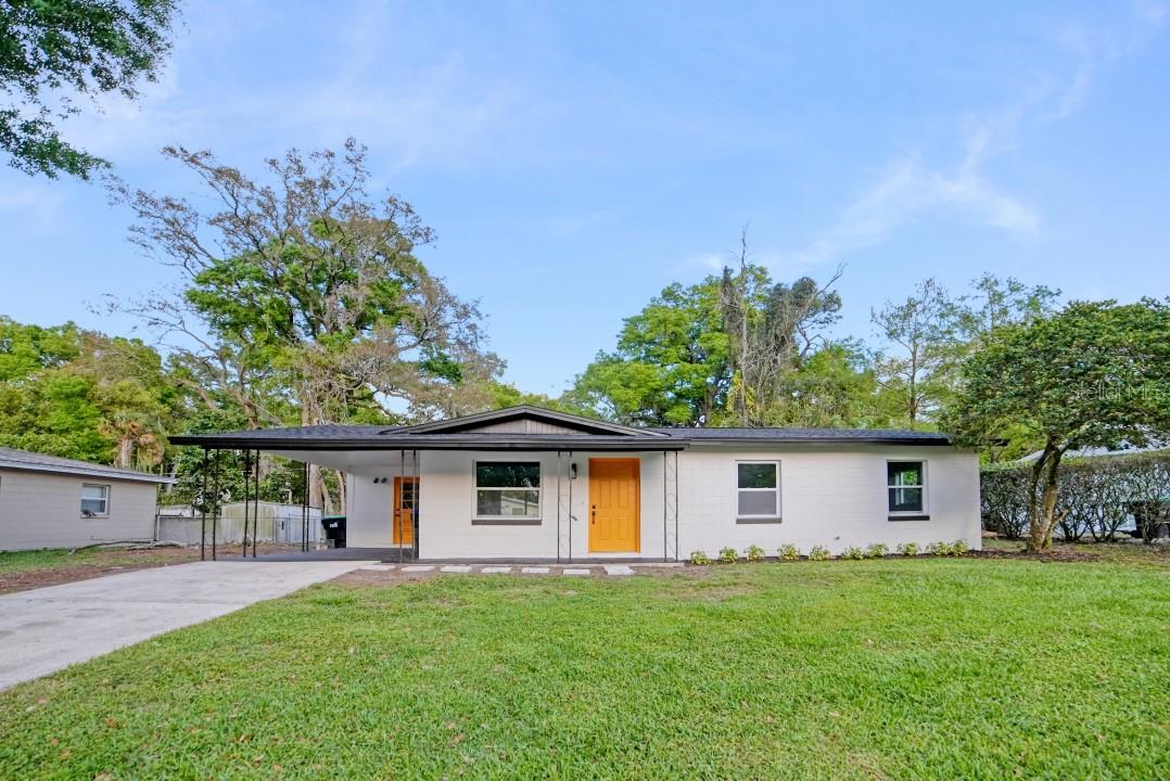 800 ROLLING GREEN DR