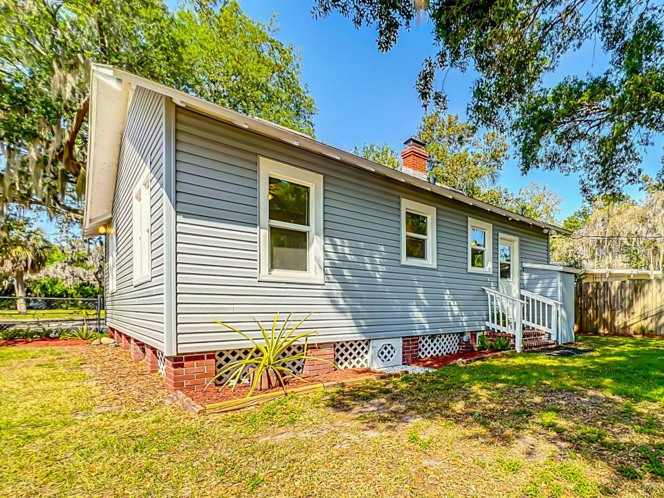 611 INTERLACHEN PKWY