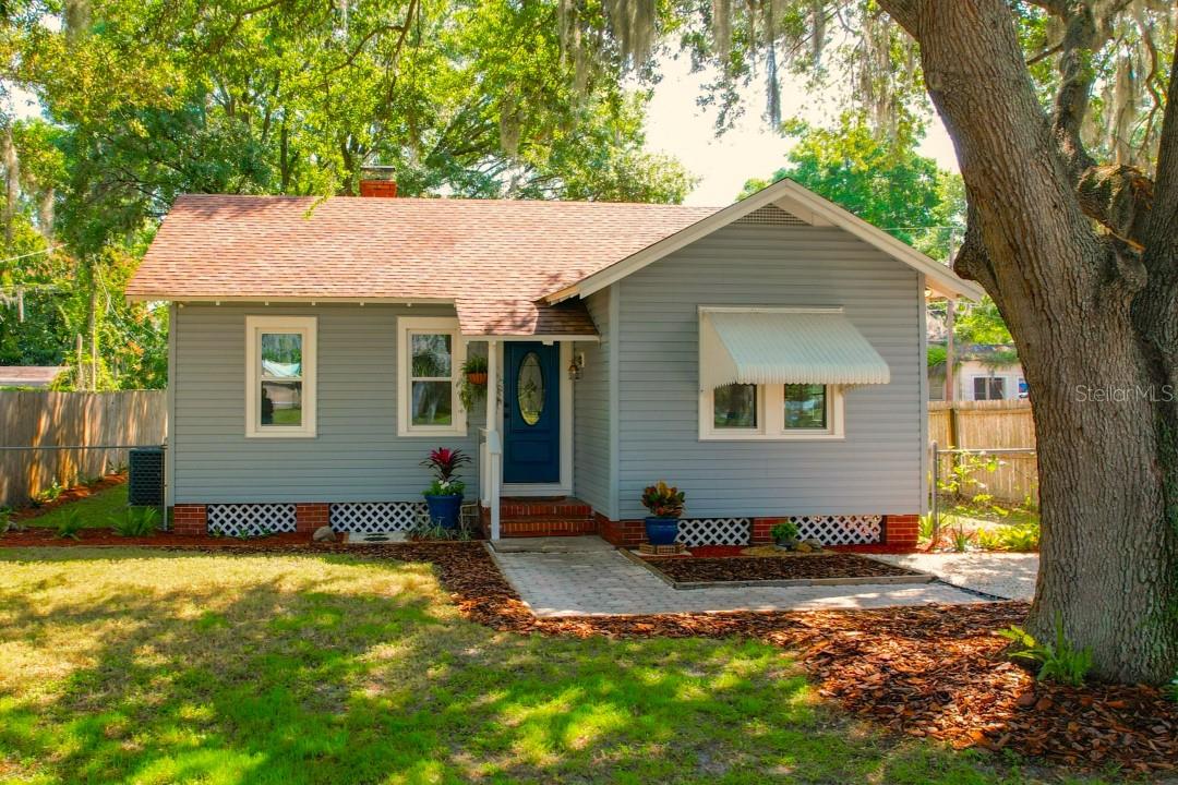 611 INTERLACHEN PKWY