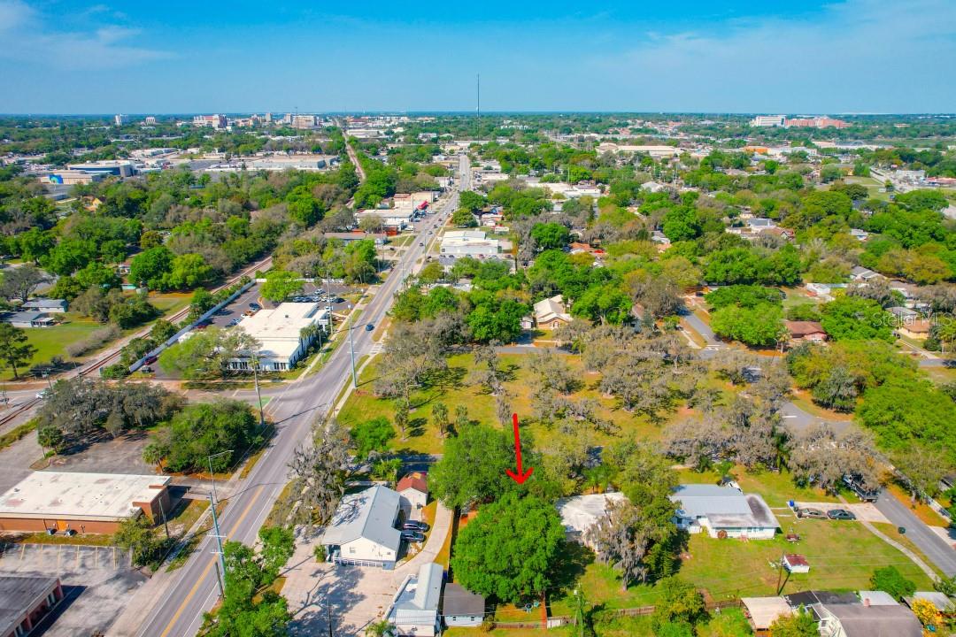 611 INTERLACHEN PKWY