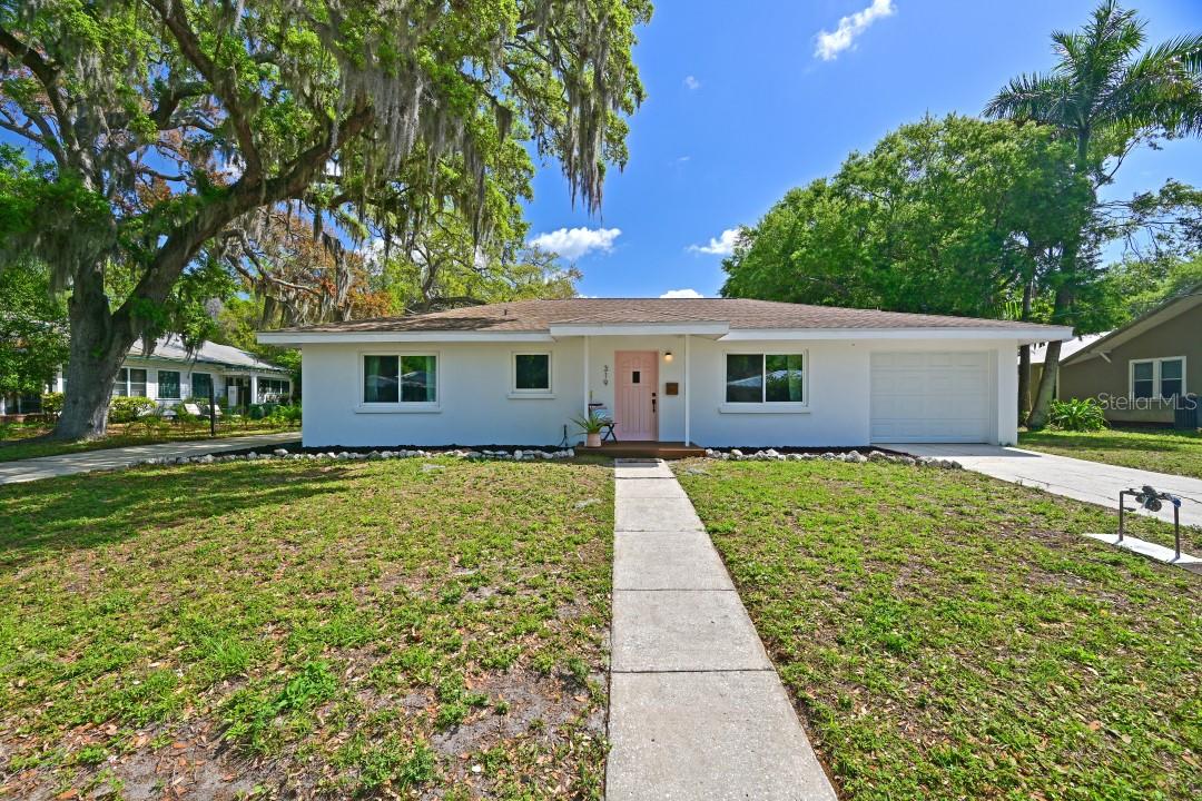 319 30TH ST W
