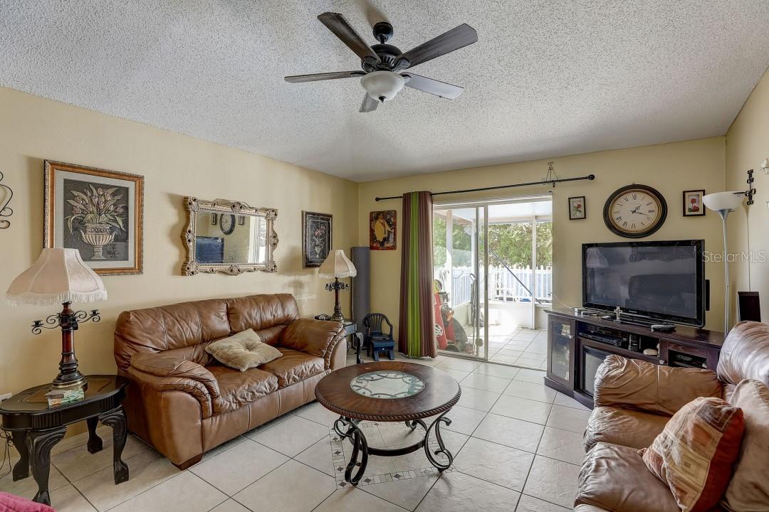 344 ASHFORD DR