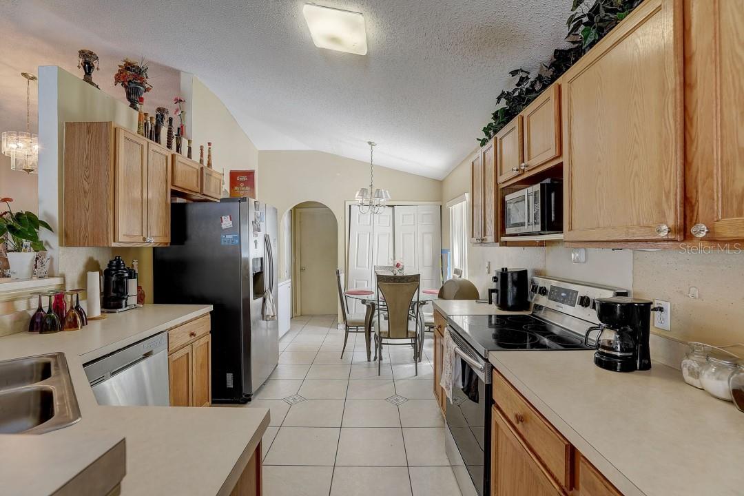 344 ASHFORD DR