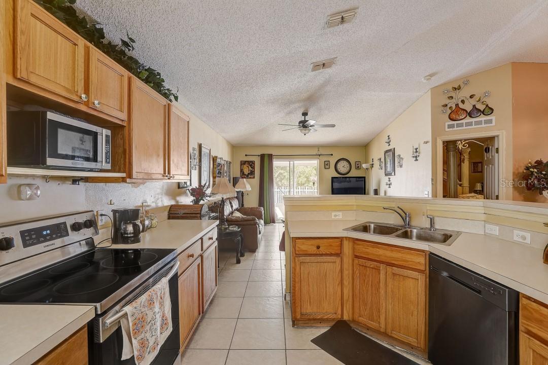 344 ASHFORD DR