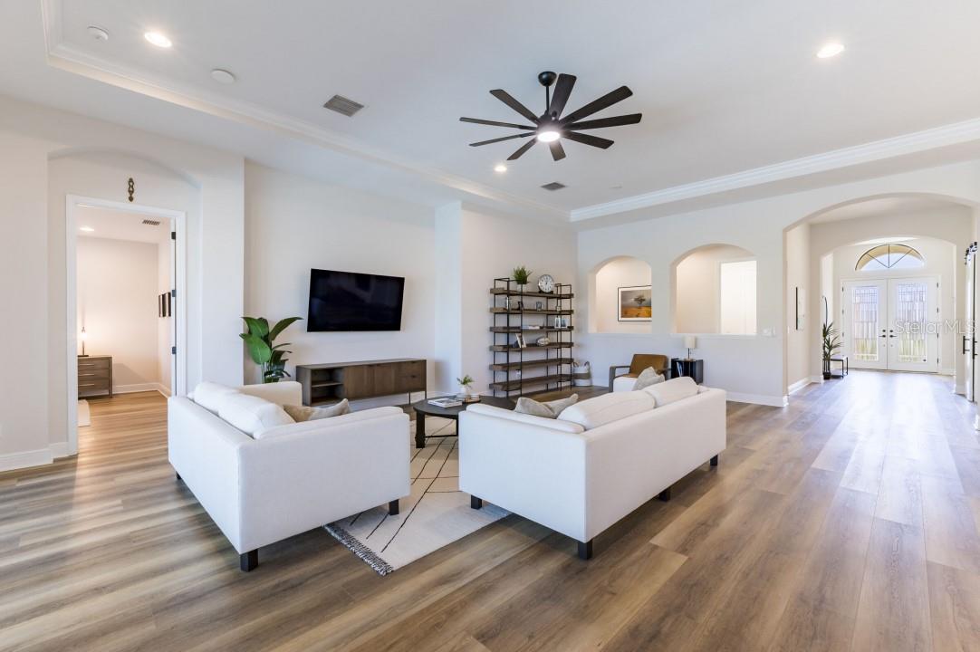 4011 BURDICK LOOP