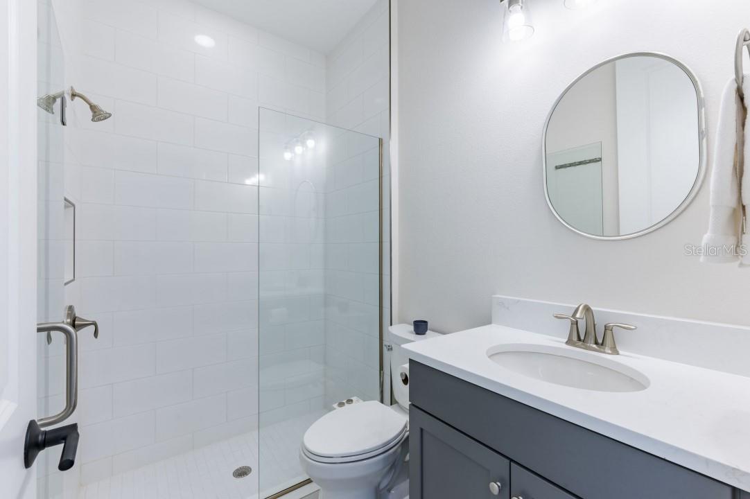 4011 BURDICK LOOP