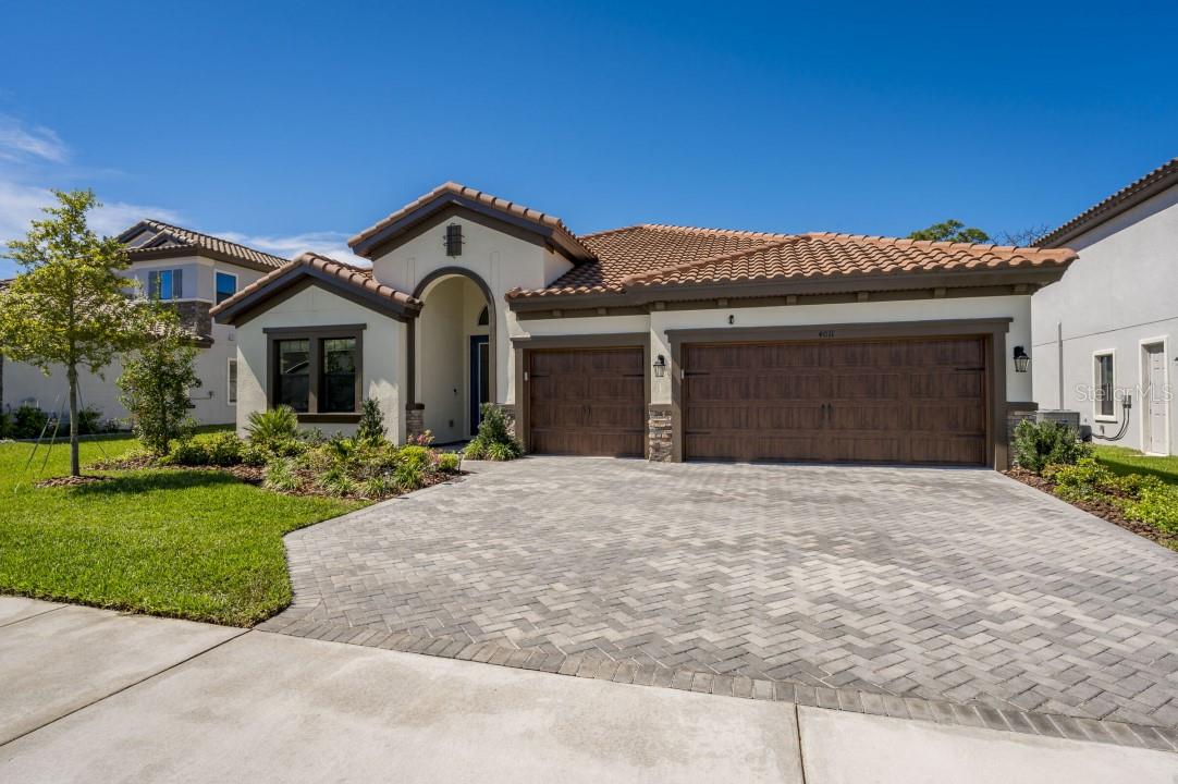 4011 BURDICK LOOP