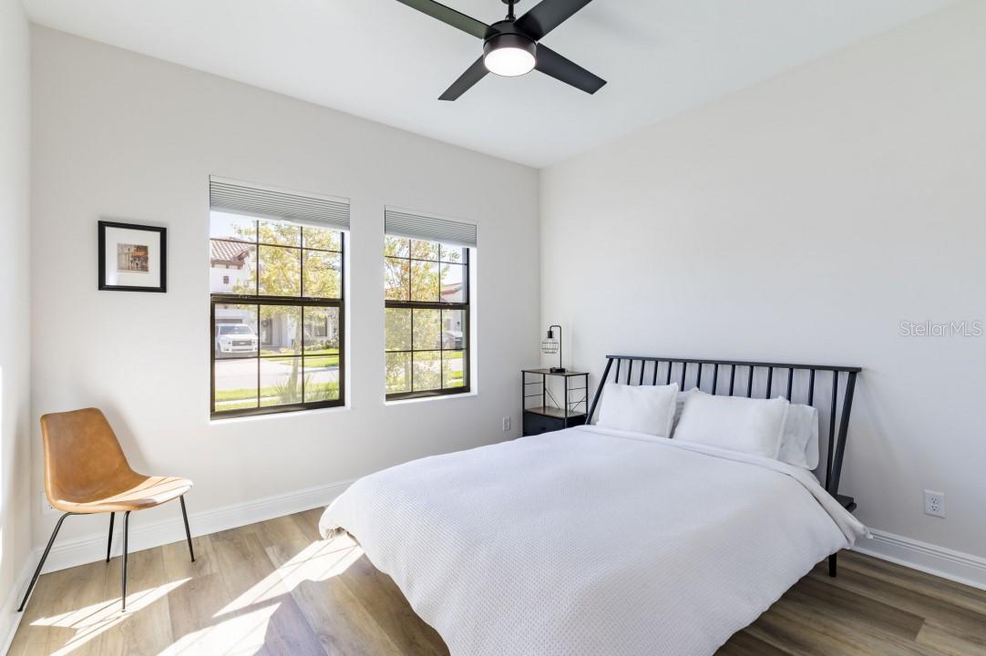 4011 BURDICK LOOP