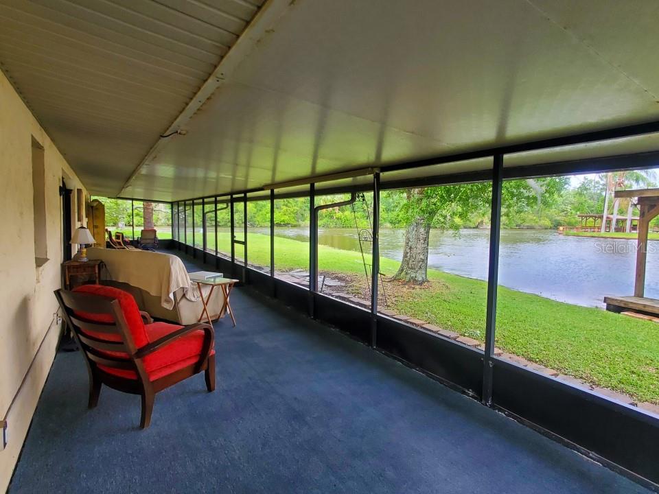 13031 COUNTRY CLUB DR