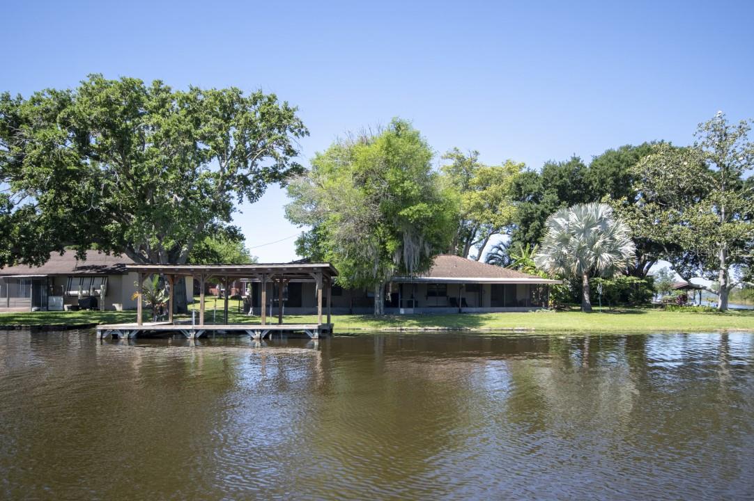 13031 COUNTRY CLUB DR