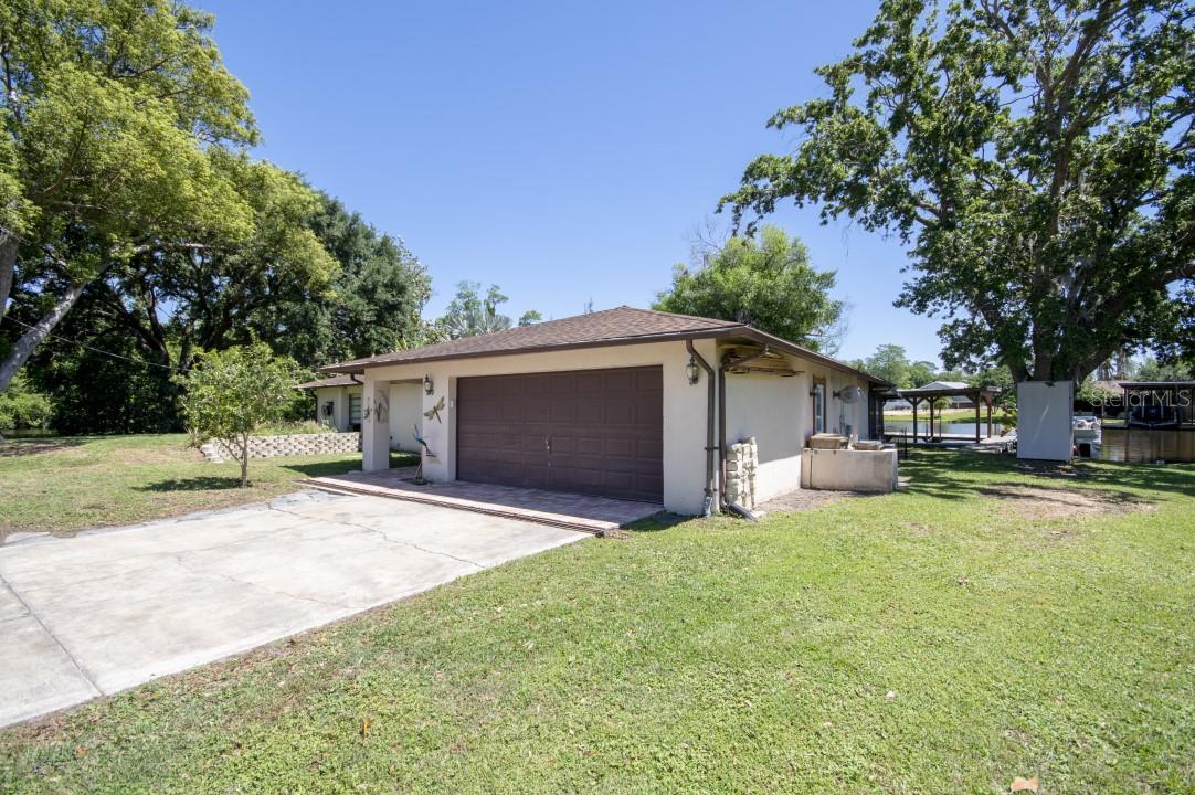 13031 COUNTRY CLUB DR