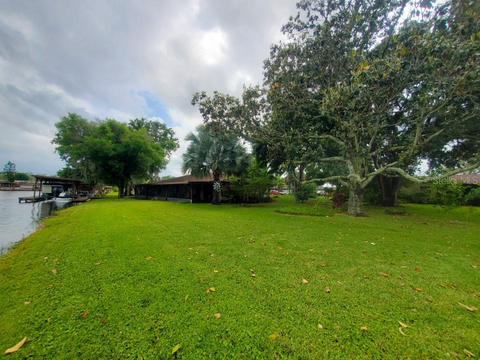 13031 COUNTRY CLUB DR