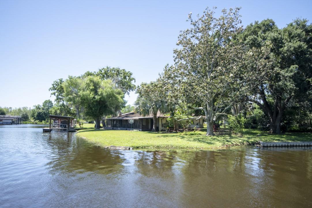 13031 COUNTRY CLUB DR