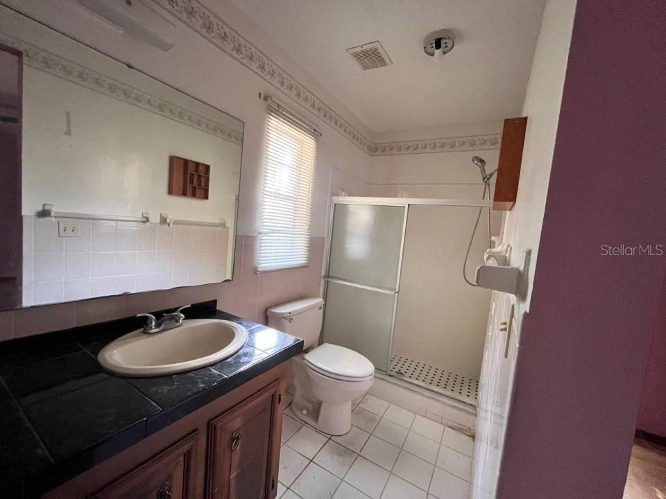 2220 CRYSTAL GROVE LN