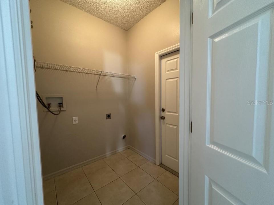 4775 ADAIR OAK DR