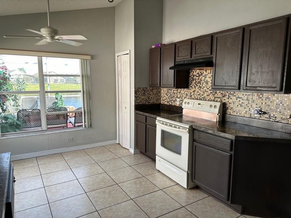 1009 SOARING EAGLE LN