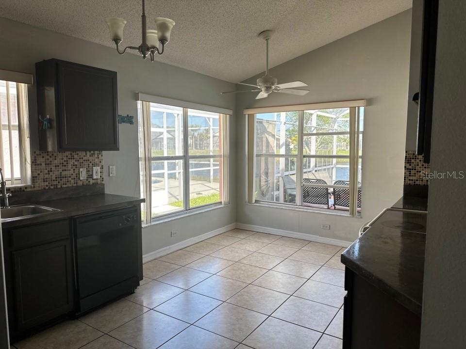 1009 SOARING EAGLE LN