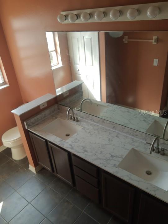 1009 SOARING EAGLE LN