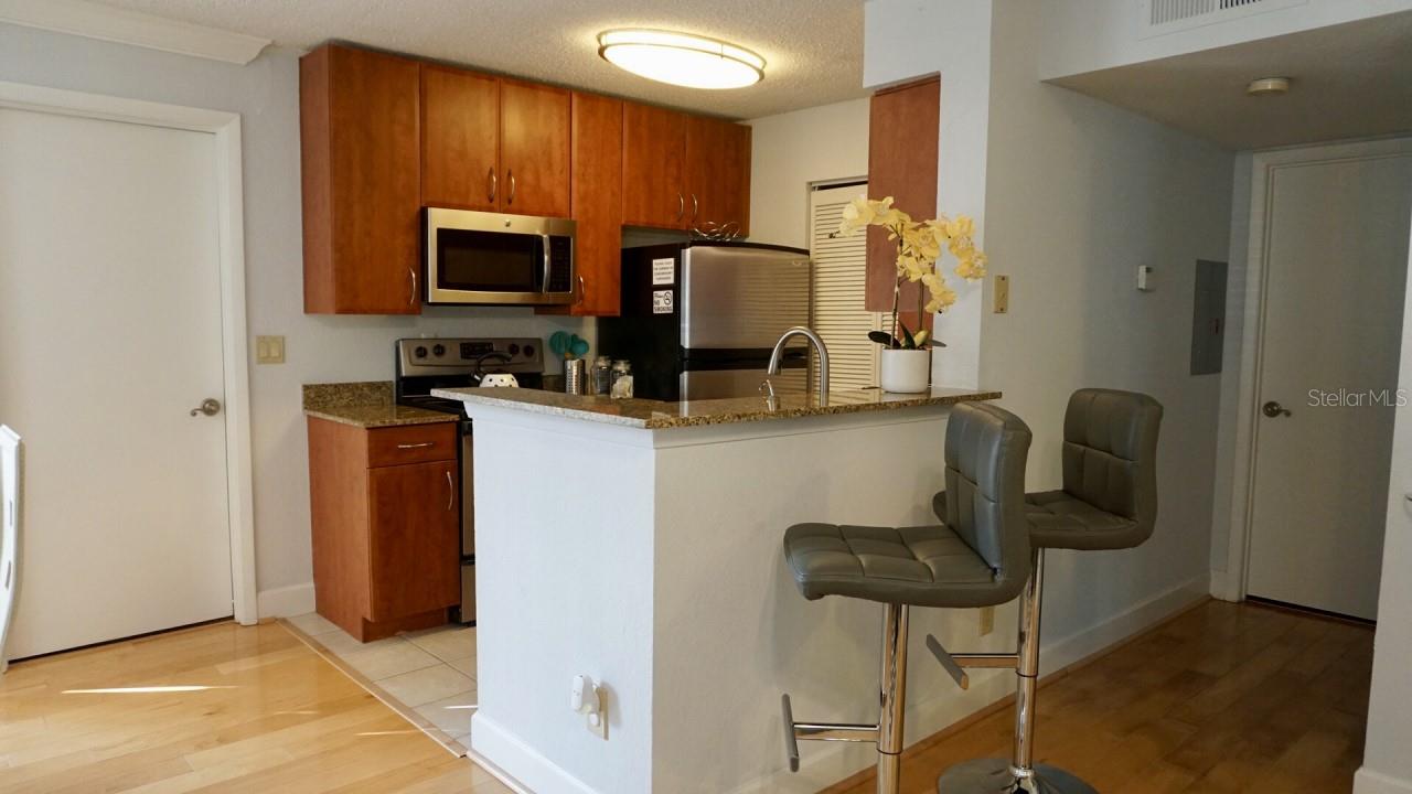 11538 WESTWOOD BLVD #211