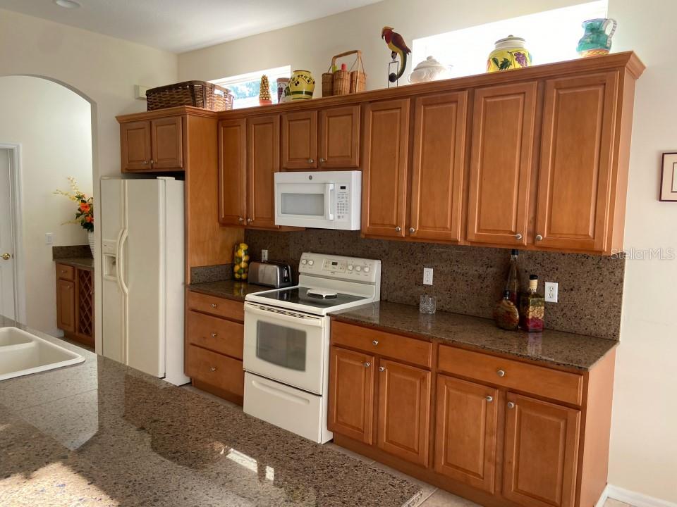 4377 REFLECTIONS PKWY