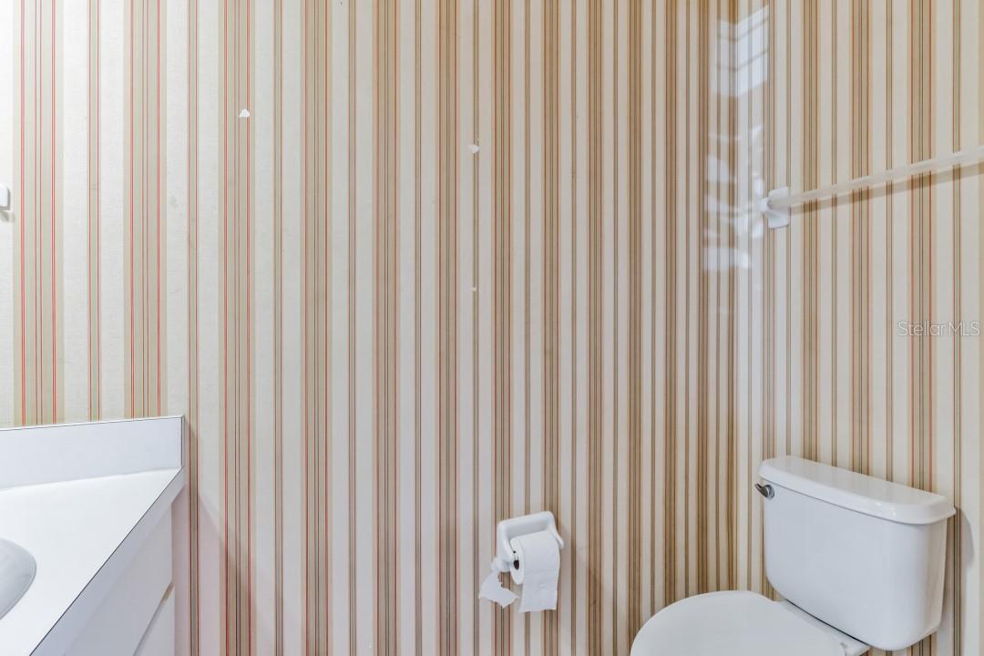 12707 KINGS CROSSING DR