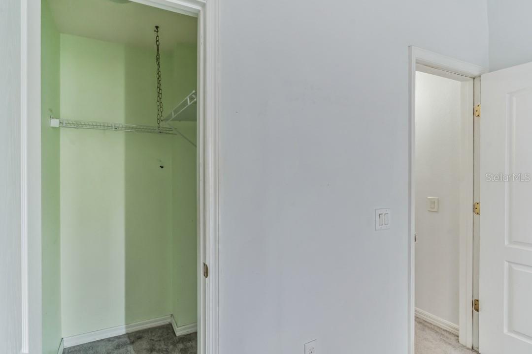 12707 KINGS CROSSING DR