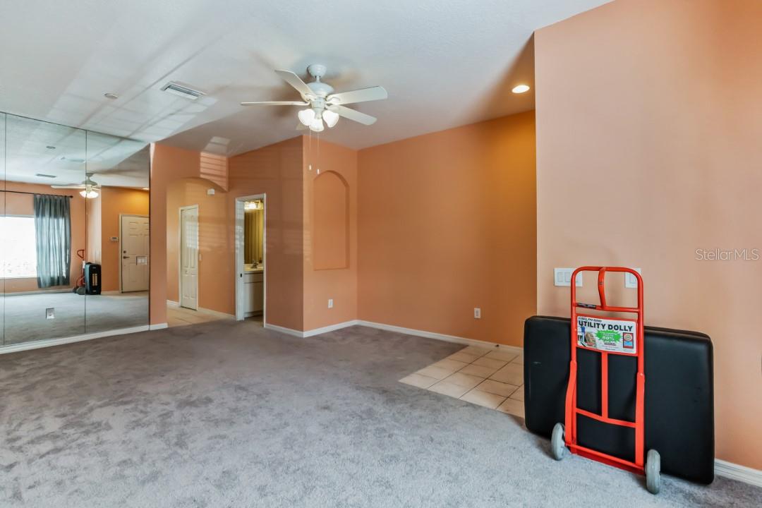 12707 KINGS CROSSING DR