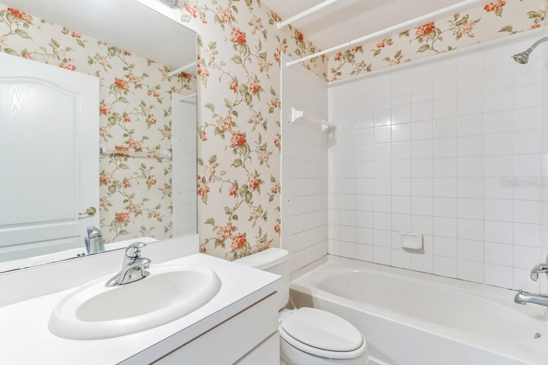 12707 KINGS CROSSING DR