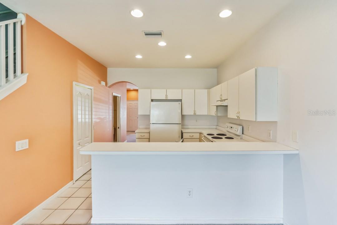 12707 KINGS CROSSING DR