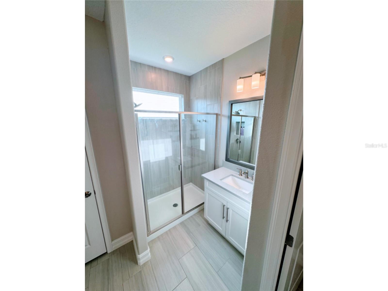 4880 ISOLA CT