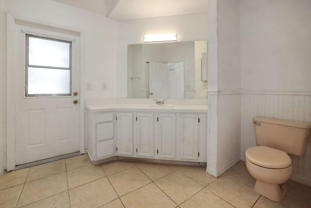 13847 OAK FOREST BLVD S #S