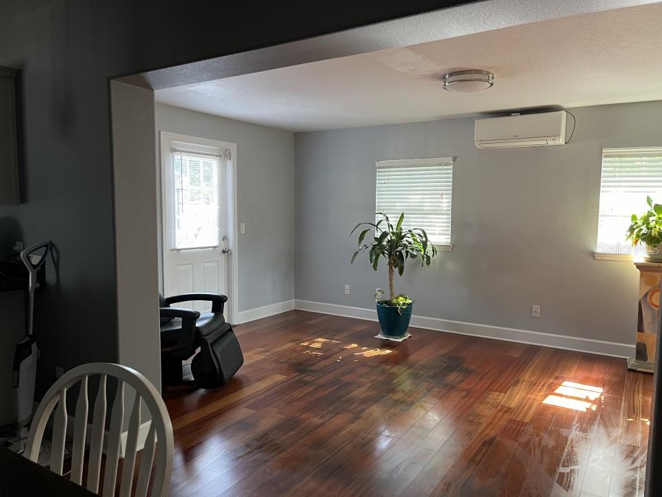 509 ROLLINGVIEW DR
