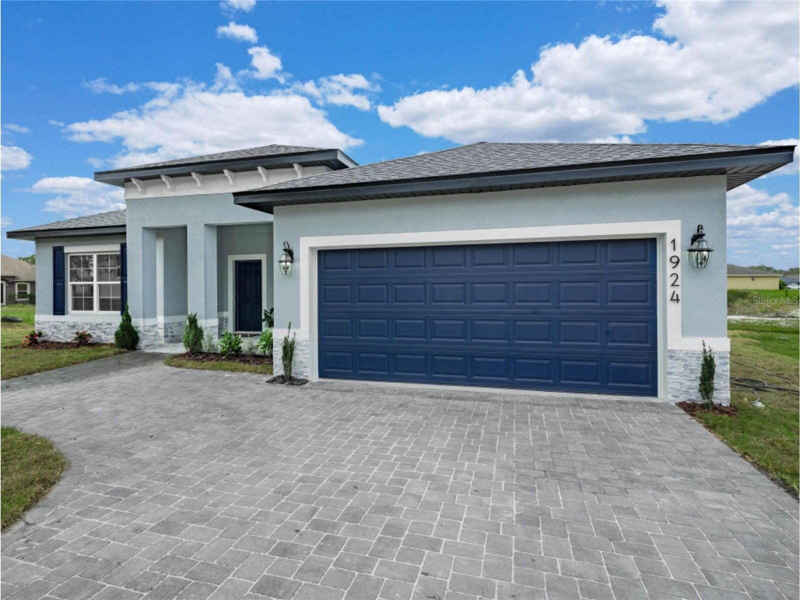 1924 SAWFISH DR