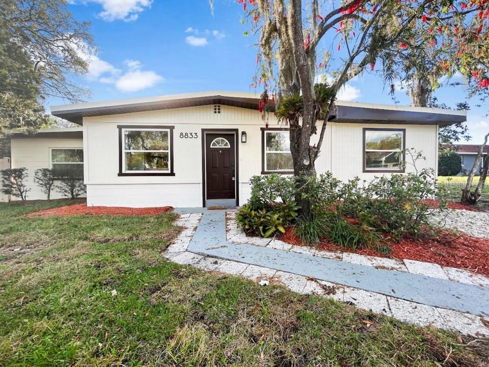 8833 ASHMAN RD