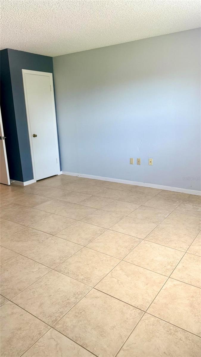 190 PARADISE BLVD #9