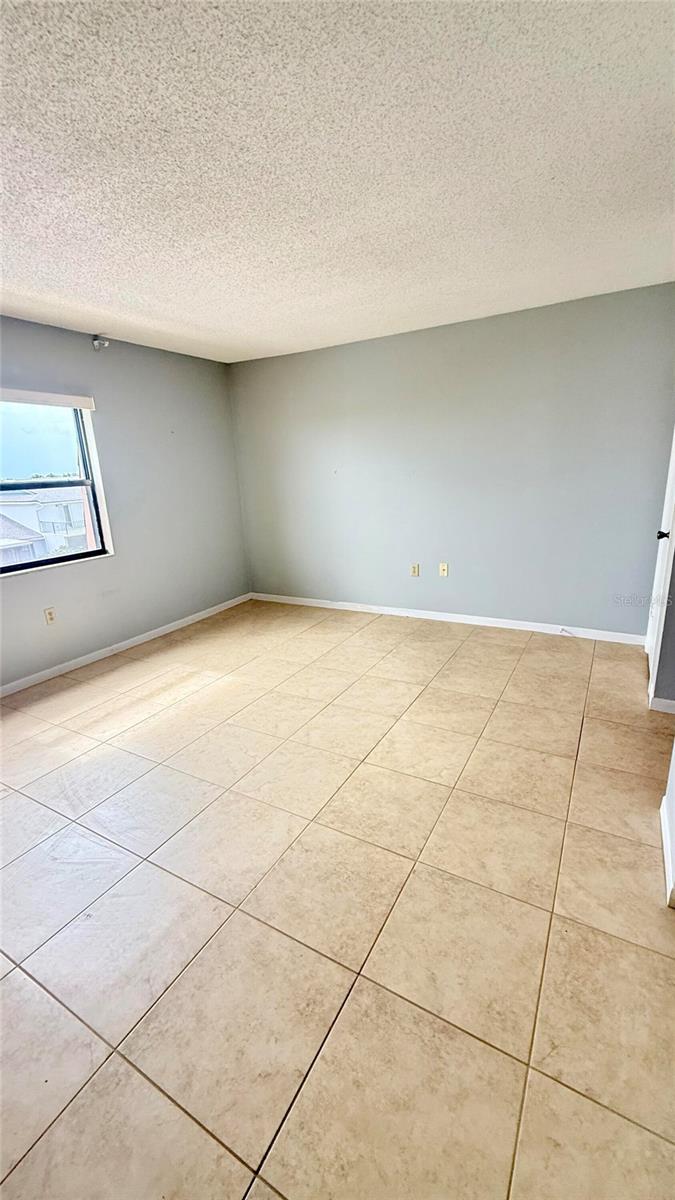 190 PARADISE BLVD #9