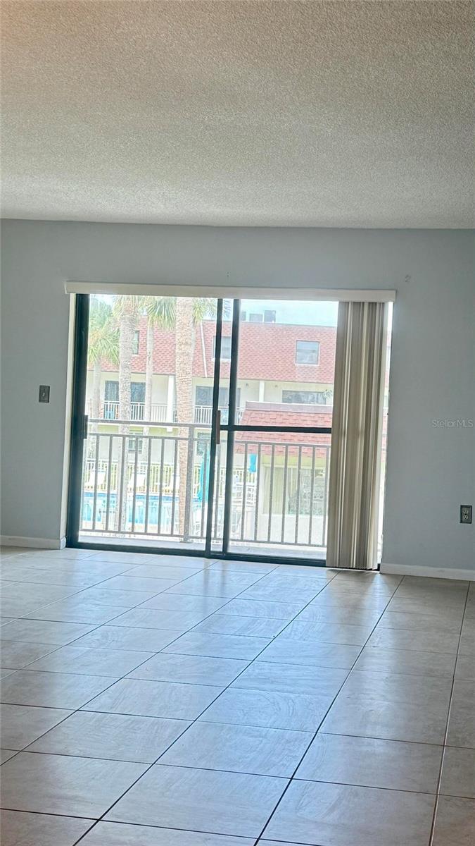 190 PARADISE BLVD #9