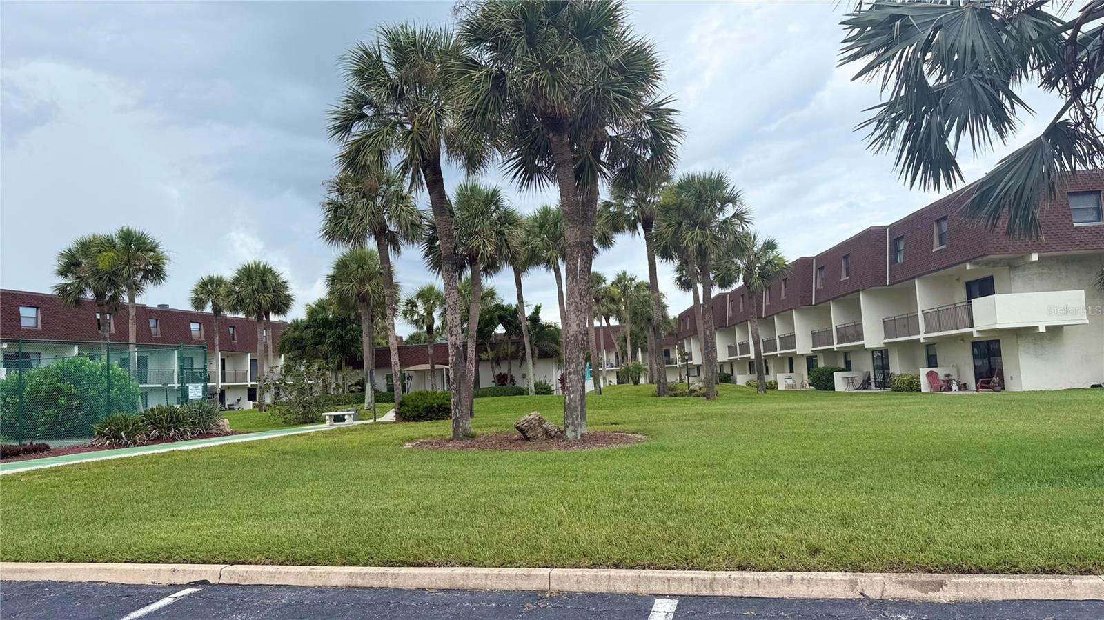 190 PARADISE BLVD #9