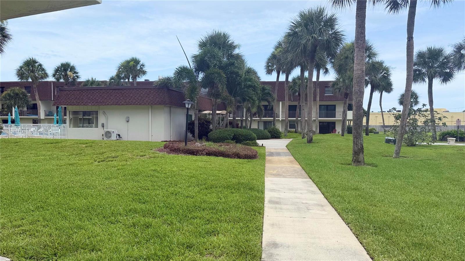 190 PARADISE BLVD #9