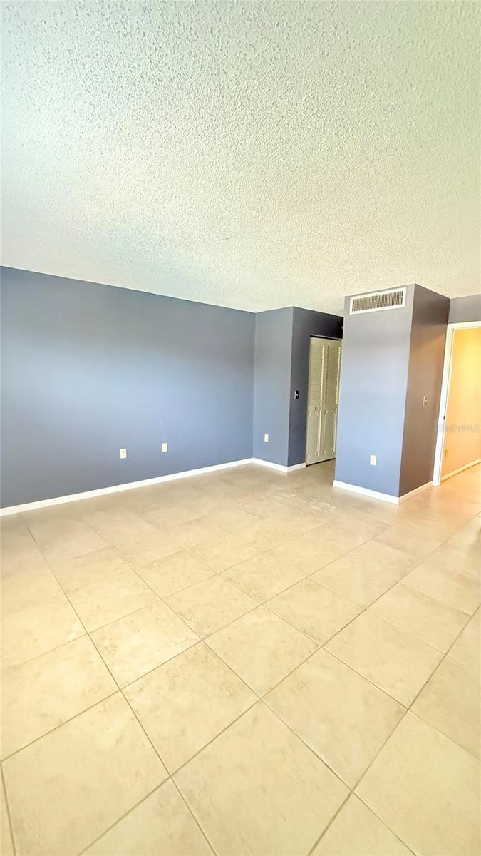 190 PARADISE BLVD #9