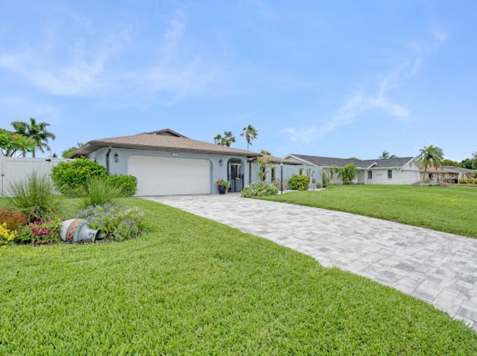 1225 PINEBROOK WAY