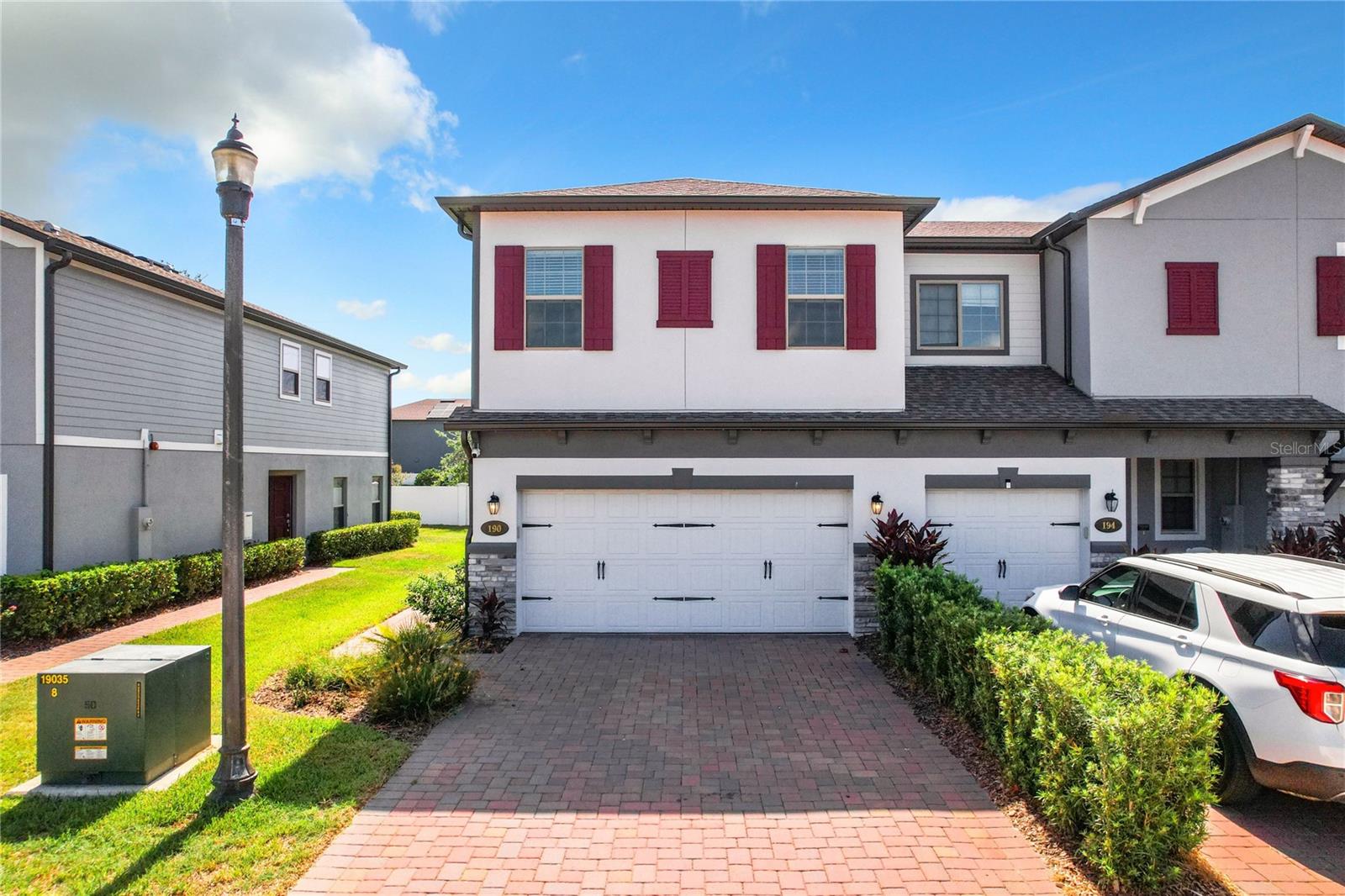 190 CEDAR BARK LN