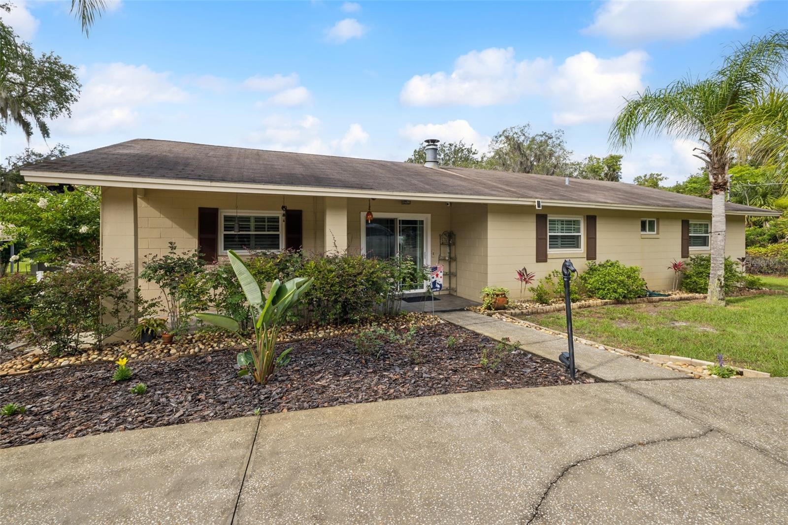 1691 COCHRAN RD