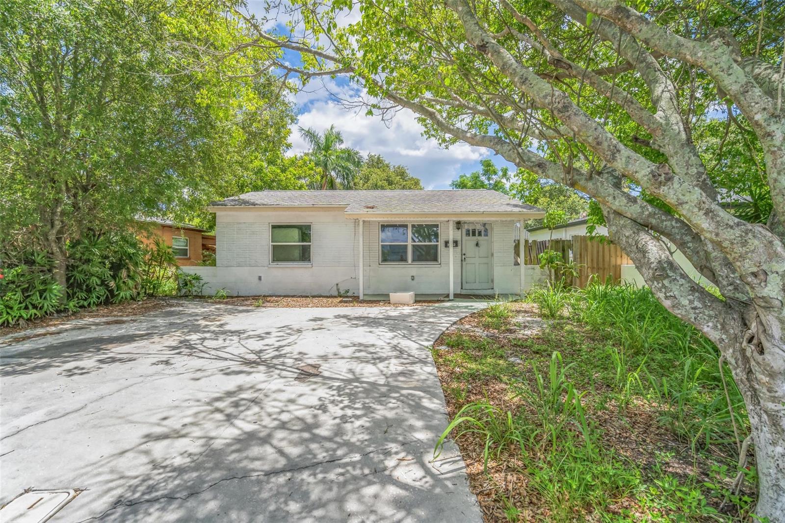 2442 40TH AVE N