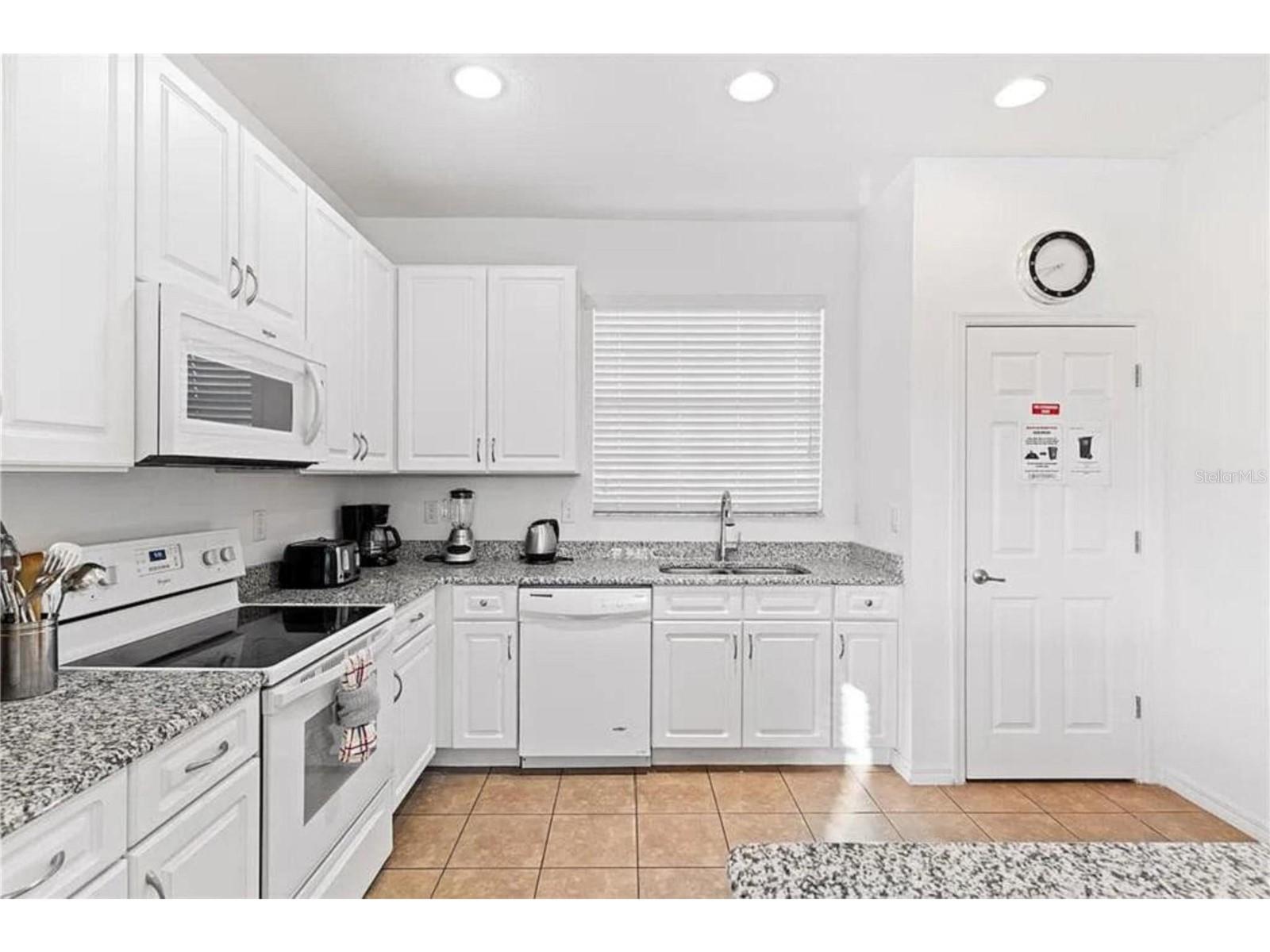 2654 ROSEMONT CIR