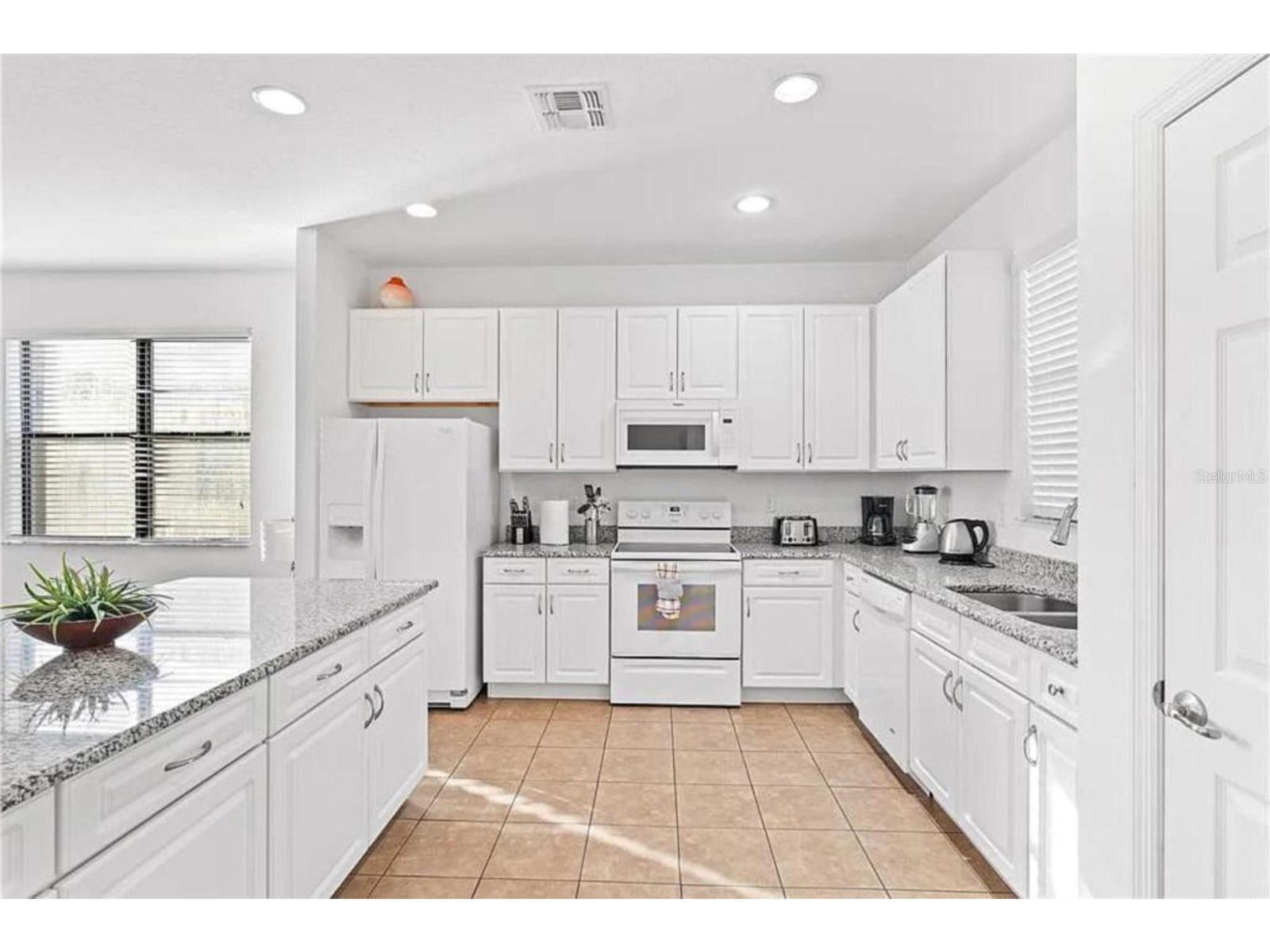 2654 ROSEMONT CIR